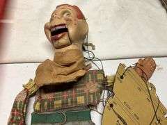 Antique Howdy Doody puppet and action figures