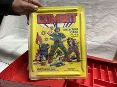 Antique Howdy Doody puppet and action figures