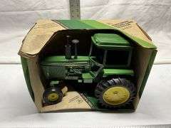 John Deere Soundgard tractor