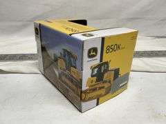 John Deere 850K dozer