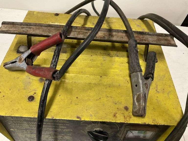 John Deere battery charger Legacy Auction Company