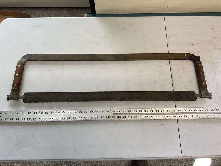 Meat saw