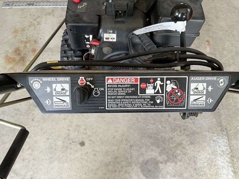 Toro 622 snowblower, 6hp, 22" self propelled Legacy Auction Company