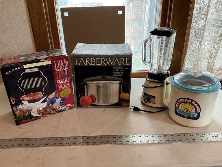 Foreman, 8 qt. sauce pot, blender and ice Legacy Auction Company