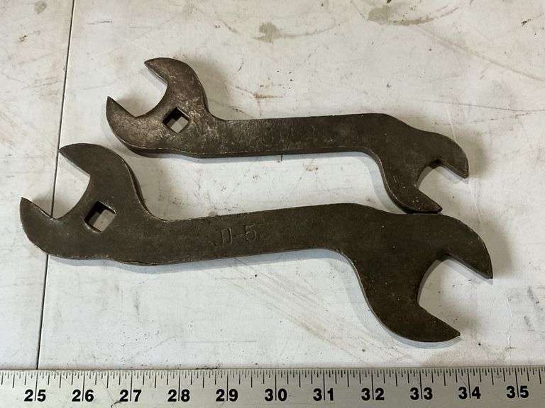 John Deere wrenches Legacy Auction Company