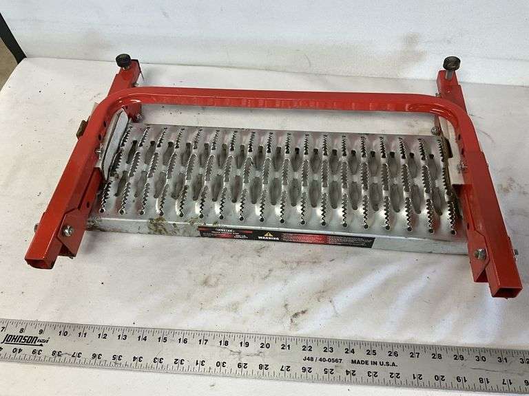 Truck service step