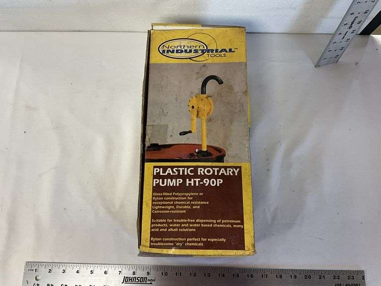 Plastic rotary pump
