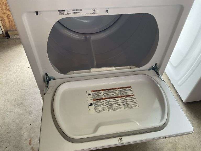Kenmore auto moisture, sensing electric dryer, Legacy Auction Company