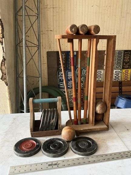 Croquet set, shuffleboard discs