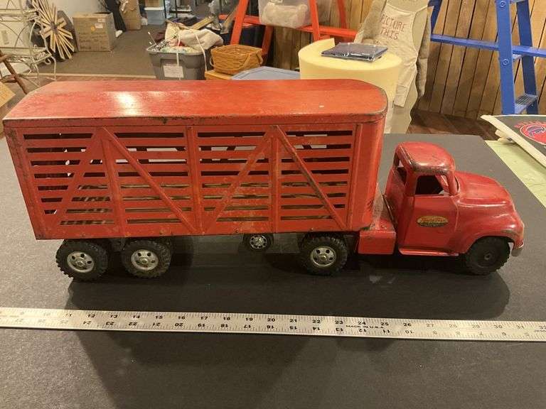 Tonka livestock truck and trailer