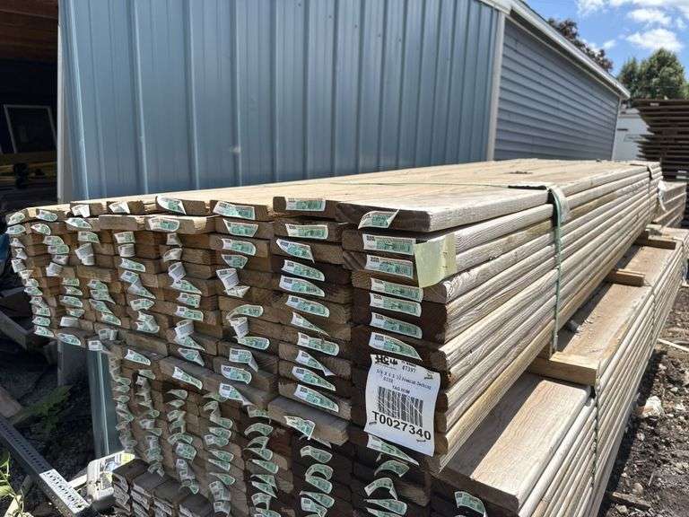 (96) 5/4" X 6" X 10' treated decking (one Bundle)
