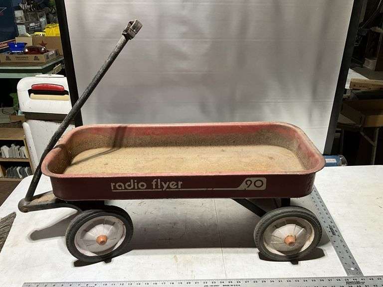 Radio Flyer 90 wagon, some rust