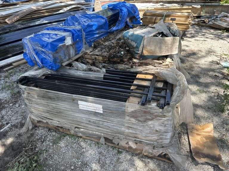 Aluminum fencing kit