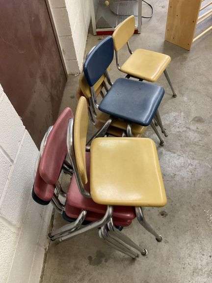 8 small chairs