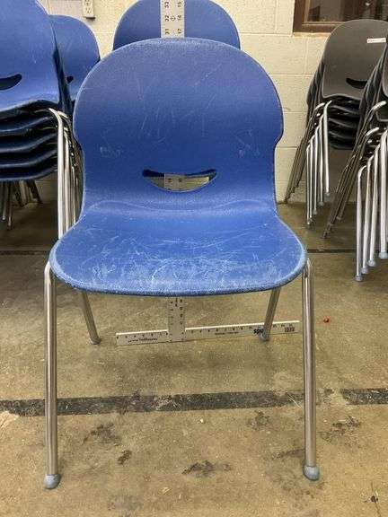 10 stackable plastic chairs