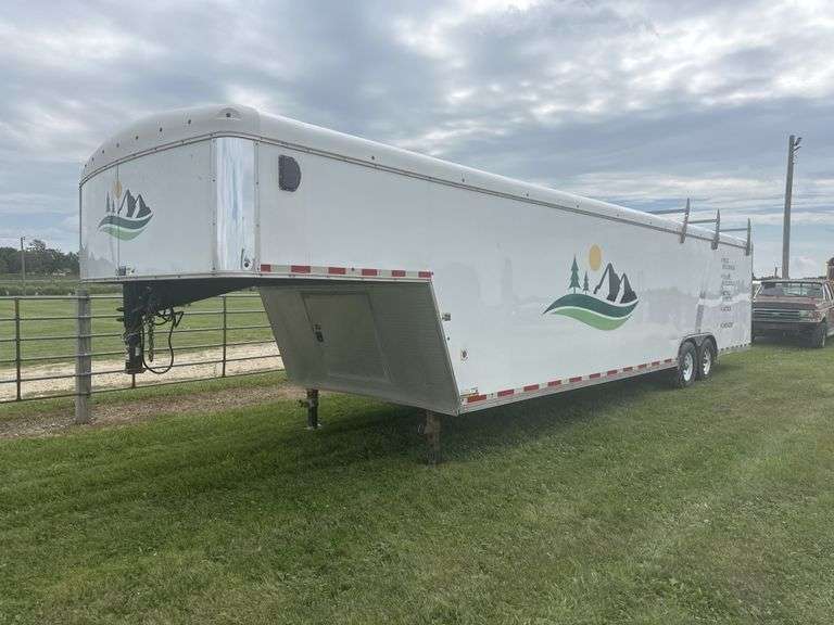 30' 2016 H&H gooseneck enclosed trailer - Legacy Auction Company