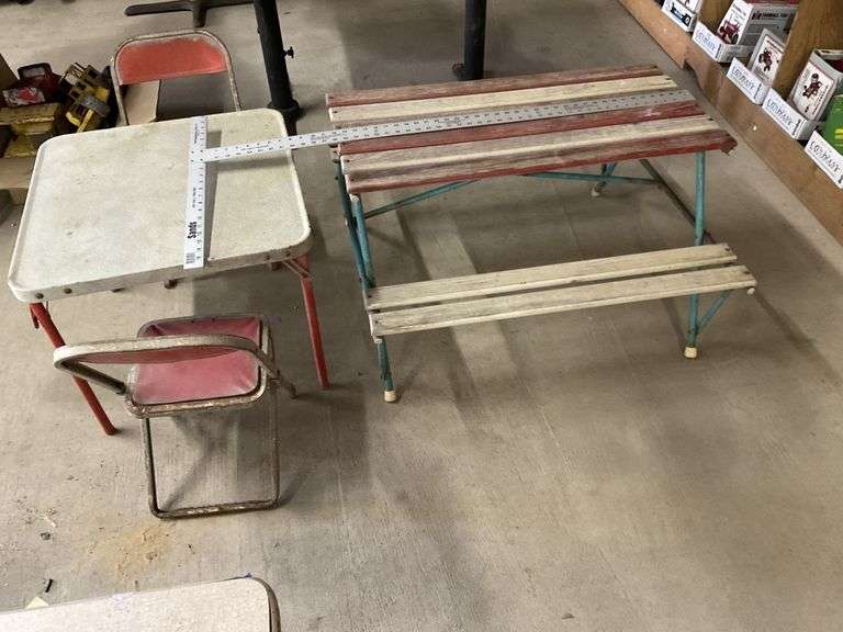 Kids picnic table and table with two chairs