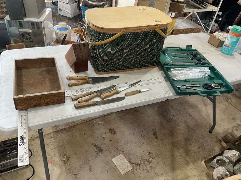 Picnic basket, knife block and knives etc.