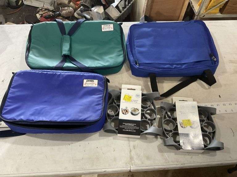 Silicone egg steamer and bakeware slings, Pyrex
