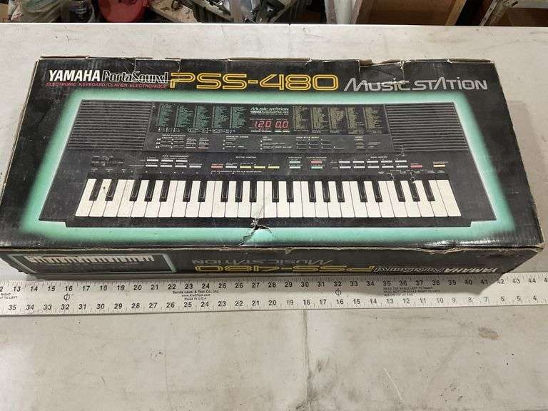 Yamaha porta sound. PSS-480 Music station