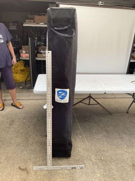 Z shadeCommercial shelter. 10 x 10 with