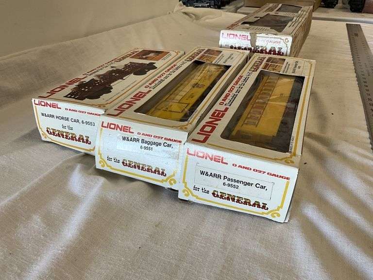 LIONEL The general and train cars Legacy Auction Company
