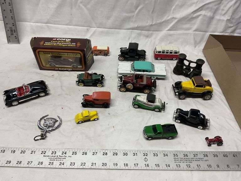 Toy vehicles and viewing glasses