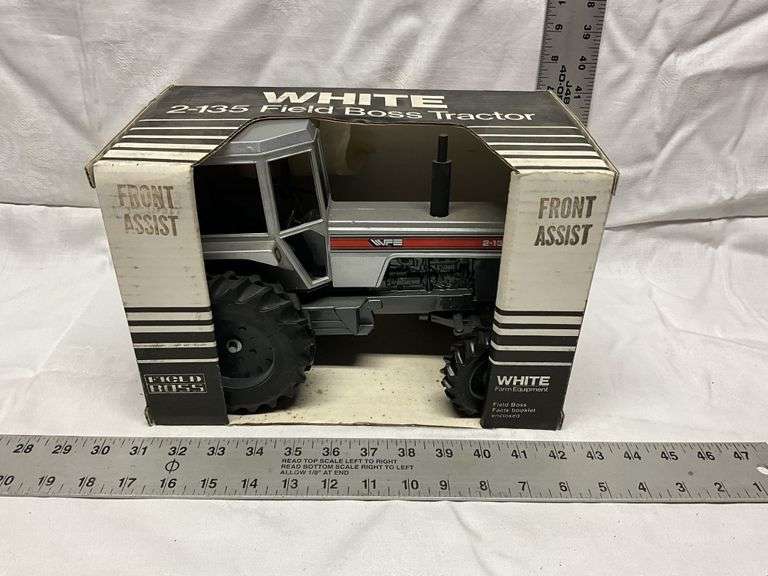 White 2–135 field boss tractor
