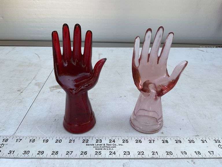 Jewelry display glass hands