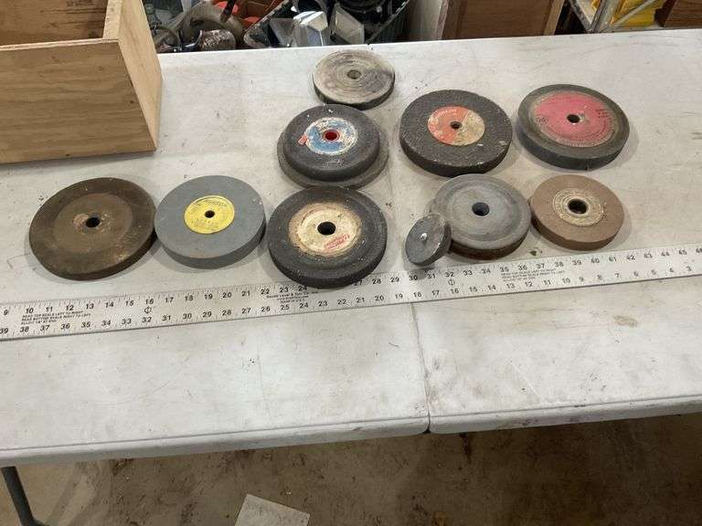 Grinding wheels