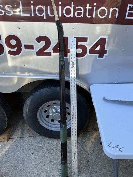 Extendable pole saw