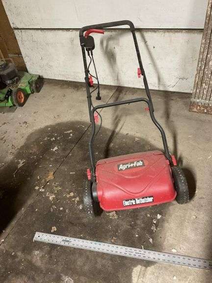 Agri Fab 16" electric Dethatcher