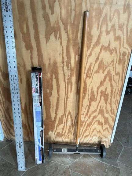 Rolling magnet and transfer pump