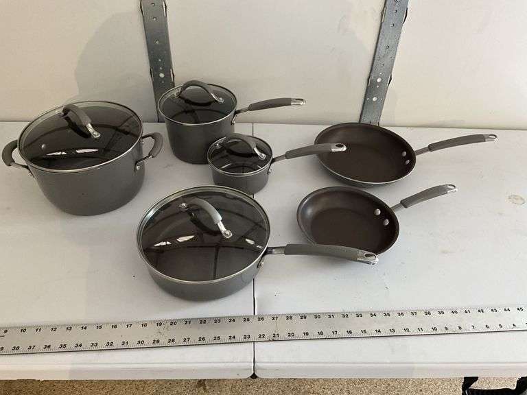 Rachael Ray porcelain cookware set
