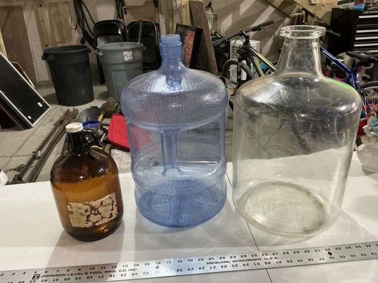 Glass jugs and water bottle