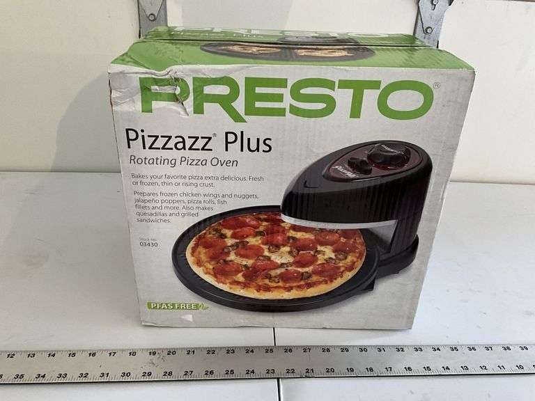 Presto rotating pizza oven. New