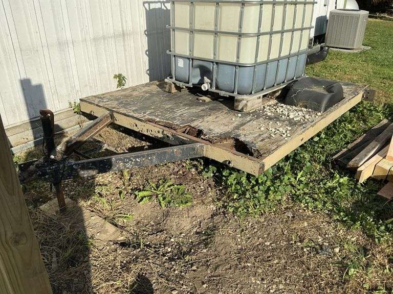 Trailer 8' x 76" tires are flat- tank not