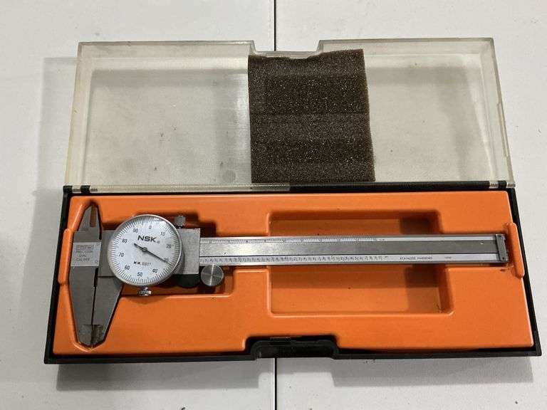 Precision dial caliper