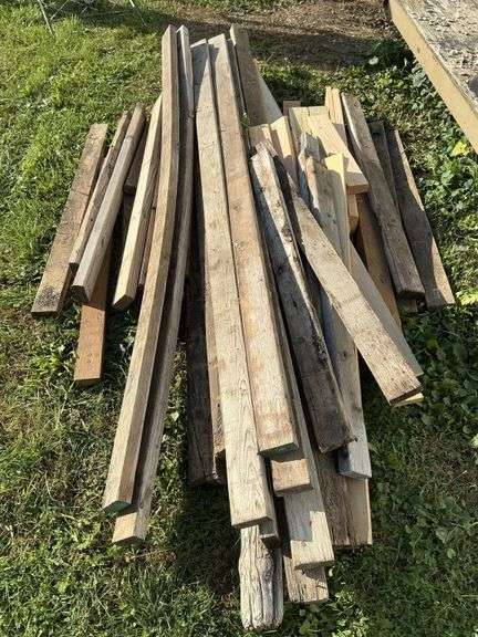 Assorted lumber up to 9'