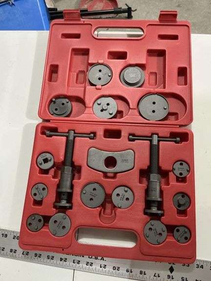 Sunex brake caliper tool set