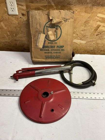 Lubricant pump.