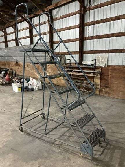 6' portable ladder/steps