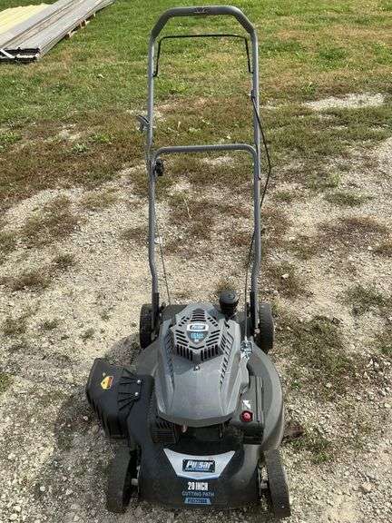 Pulsar 22" lawnmower, runs