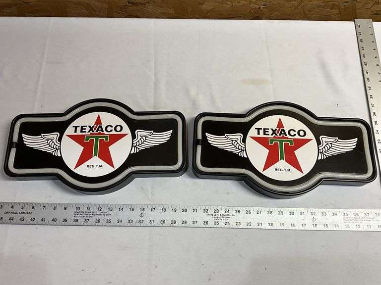 Texaco plastic lighted signs