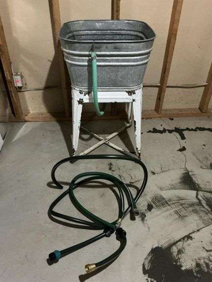 Galvanized wash tub and stand