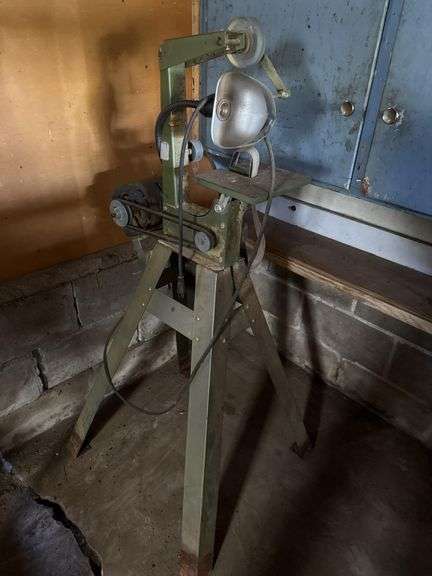 Belt sander