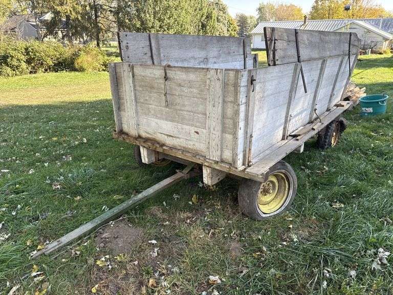 11' x 5' wagon on John Deere gear, gear needs