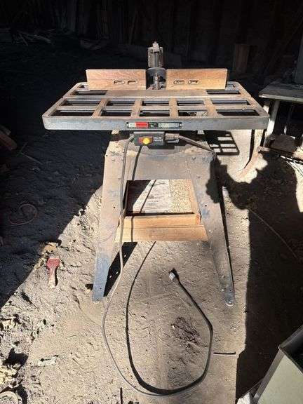 Craftsman wood shaper