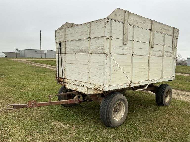 Barge wagon with Westendorf gear