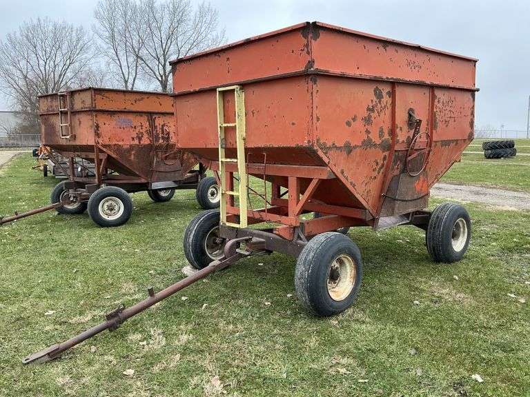 Killbros 350 gravity wagon w/Westendorf gear